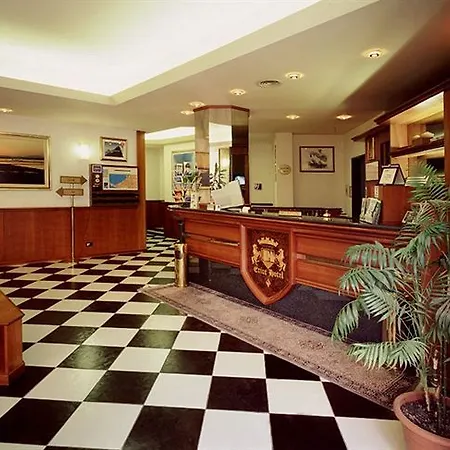 Erice Hotel 3* エーリチェ