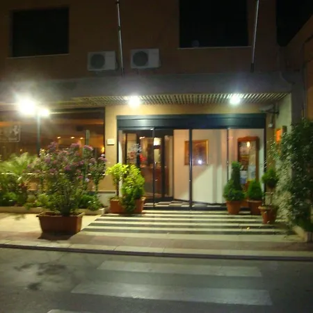 ホテル Erice Hotel