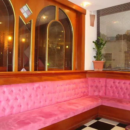 ホテル Erice Hotel