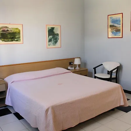 Ξενοδοχείο Erice Hotel 3*