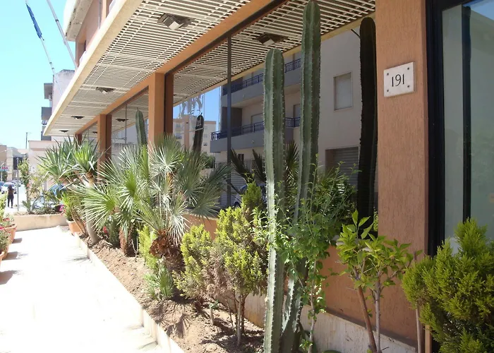 Erice Hotel 3* إريس