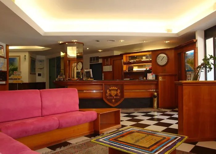 Erice Hotel إريس